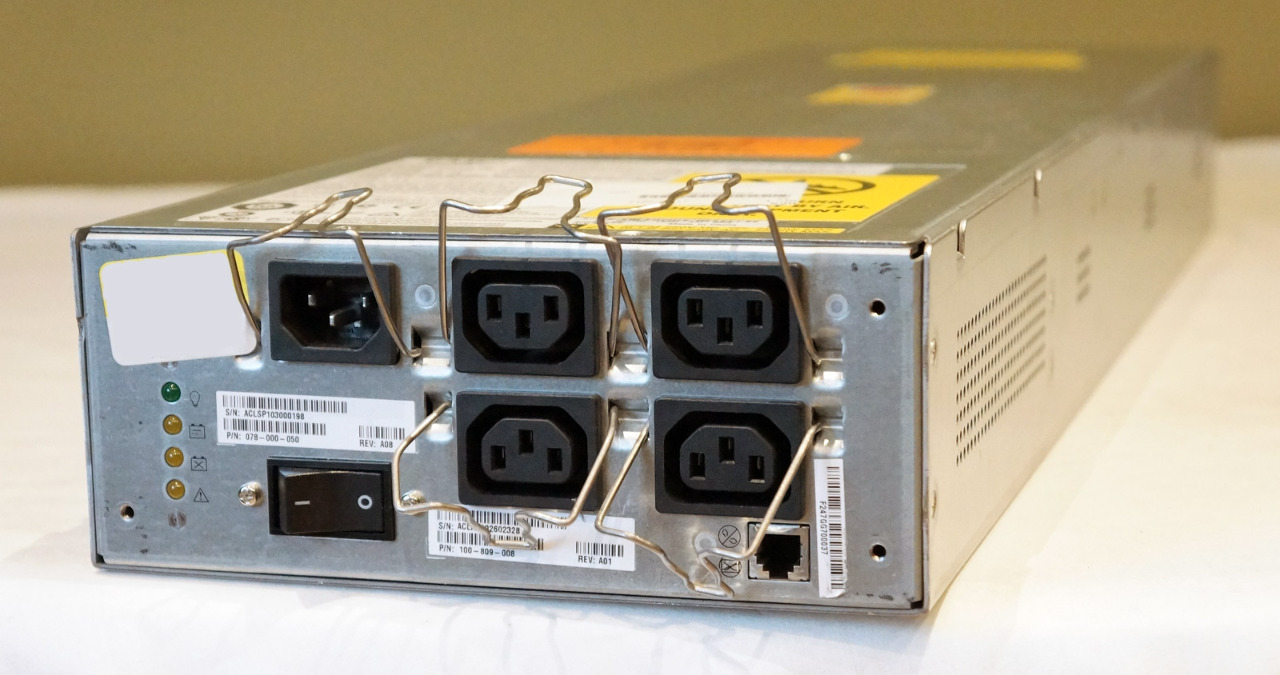 EMC2 AA23540 2.2KW ASTEC 2.2KW STANDBY POWER SUPPLY 078000050 / AS IS