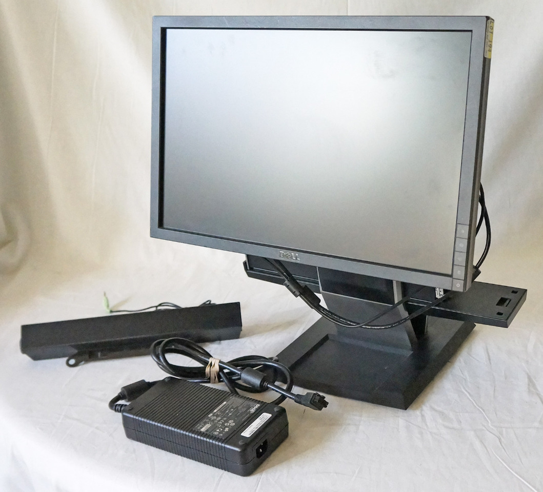 DELL OPTIPLEX 960 DESKPTOP W/ DELL 19" MONITOR AND DELL MULTIMEDIA