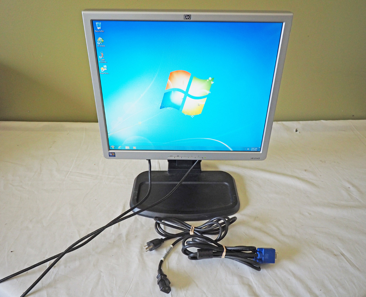 HP L1940T CARBONITE BLACK AND SILVER 19" 5MSLCD MONITOR 300CD/M2 700:1 ...