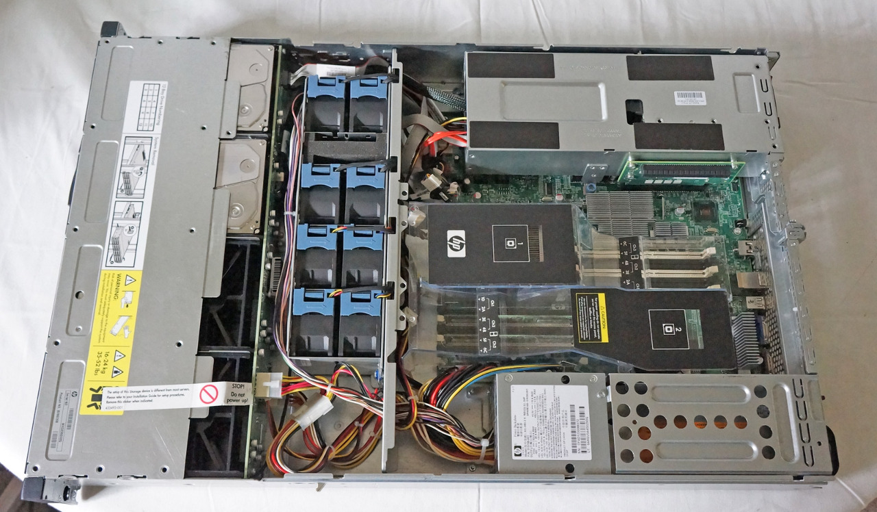 HP STORAGEWORKS X1600 G2 NETWORK STORAGE SYSTEM 2.27GHZ 6GB DDR3 6TB