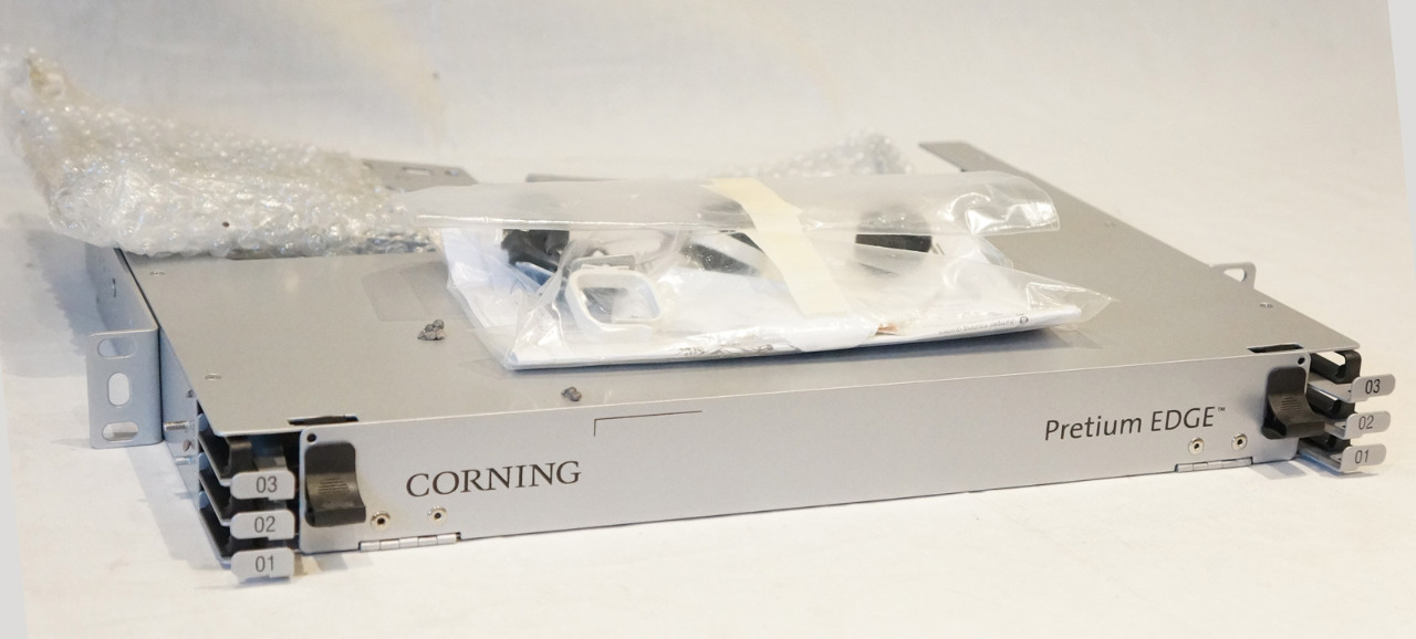 CORNING 1U 144F PRETIUM EDGE HOUSING 1 RACK UNIT HOLDS 12 PRETIUM EDGE