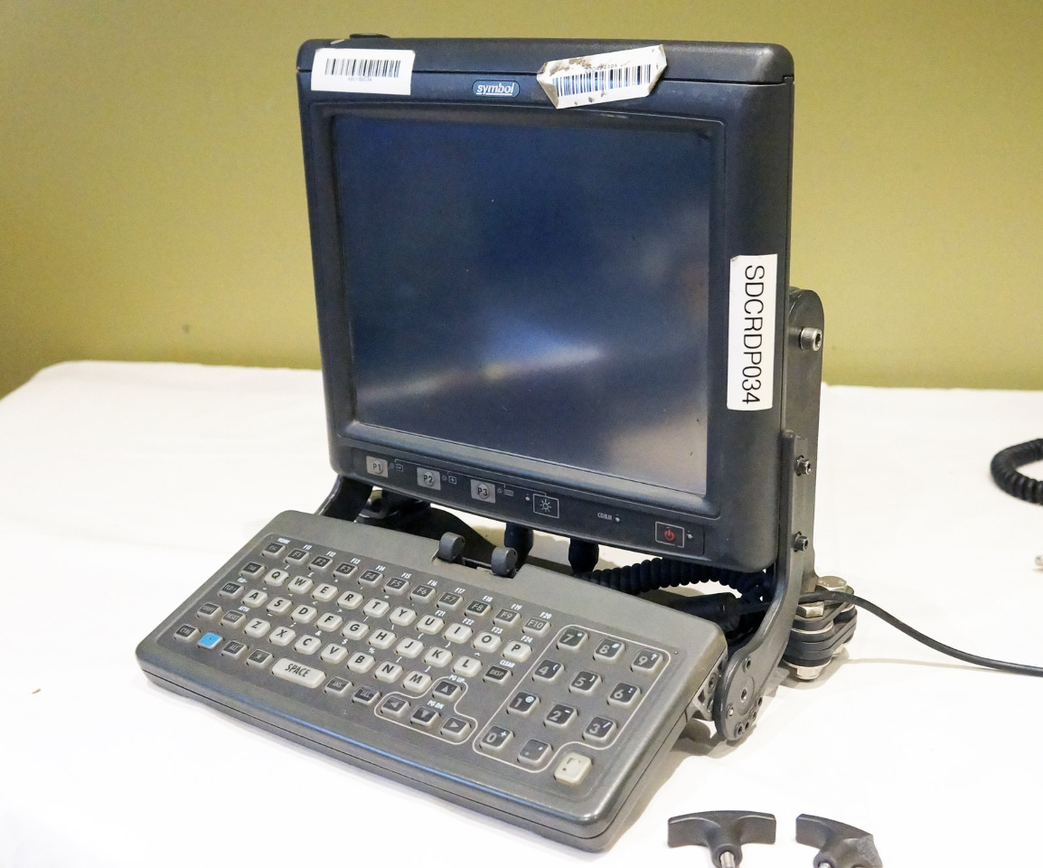 MOTOROLA VC5090 HIGH PERFORMANCE VEHICLE FIXED MOUNT COMPUTER W