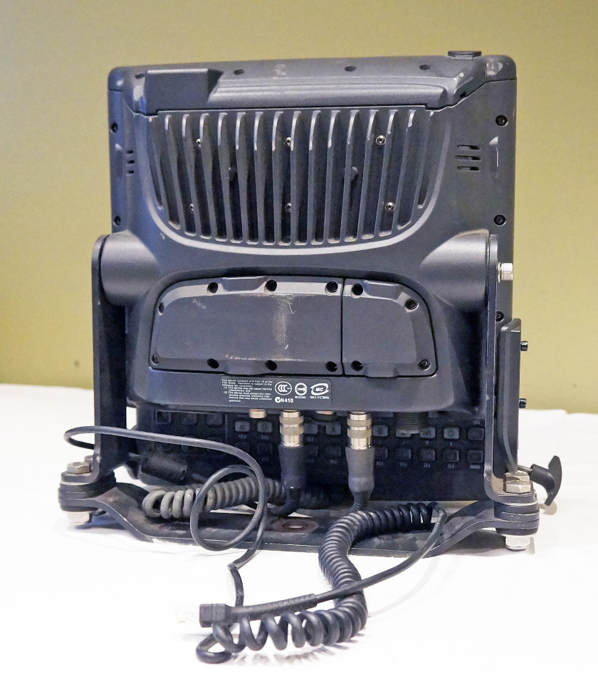 MOTOROLA VC5090 HIGH PERFORMANCE VEHICLE FIXED MOUNT COMPUTER W