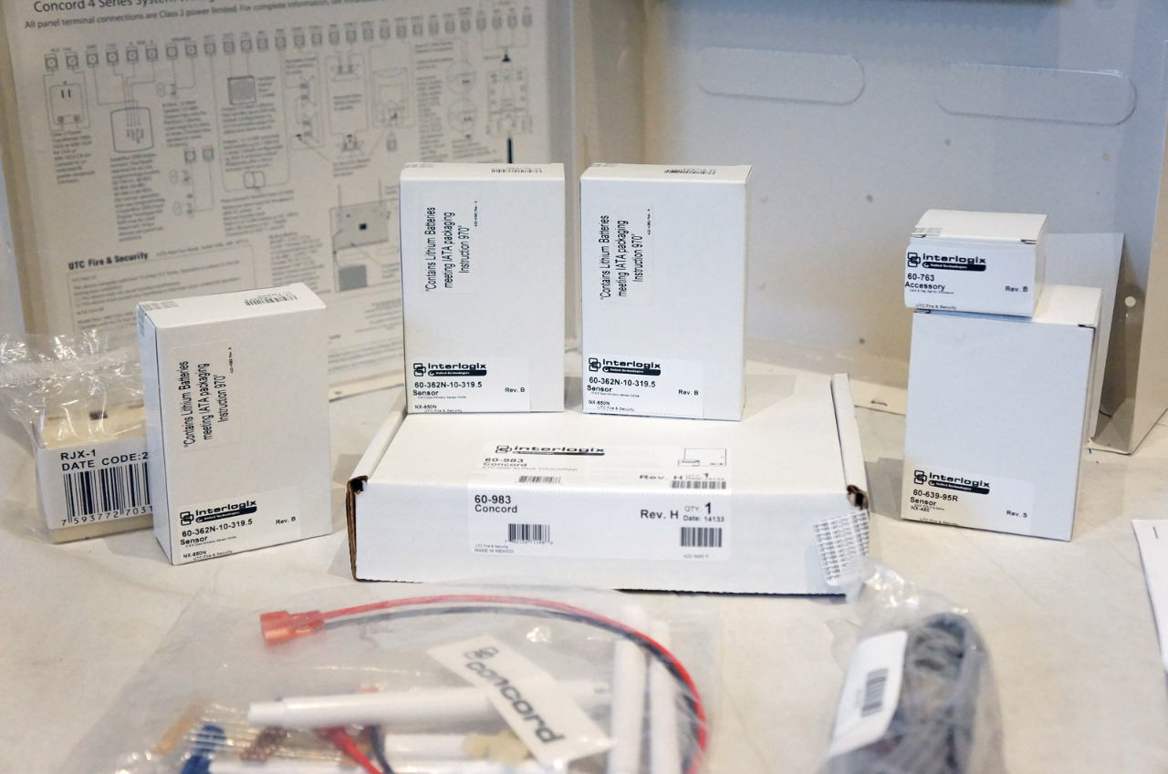 GE INTERLOGIX 808604 CONCORD 4 WIRELESS CRYSTAL PACKAGE ALARM