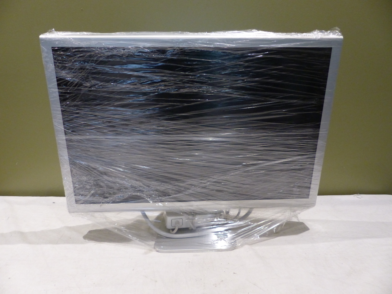 APPLE CINEMA DISPLAY 30" MONITOR A1083 / 1280 X 800