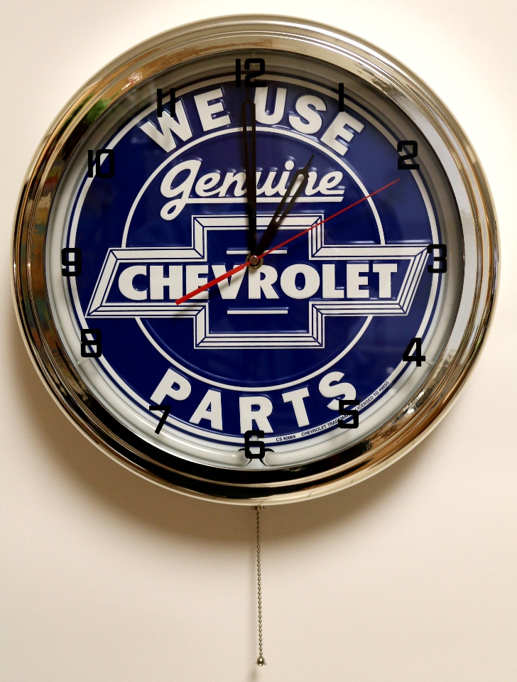 Premium Genuine Chevrolet Parts Blue Neon Clock Chevy Garage Decor V8