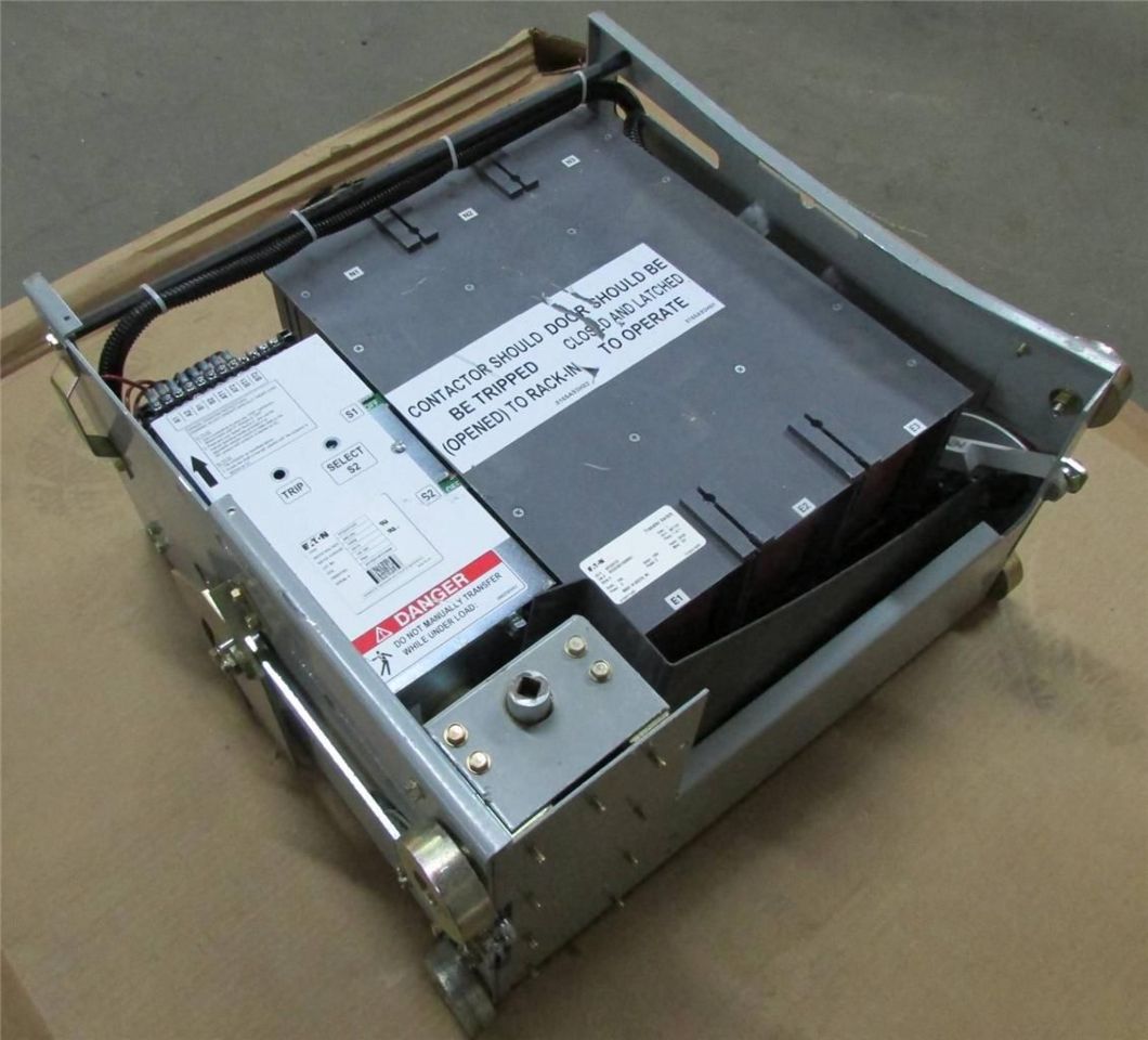 EATON CUTLER HAMMER TRANSFER SWITCH CAT BIC3C3X31000BRU 1000A 208V