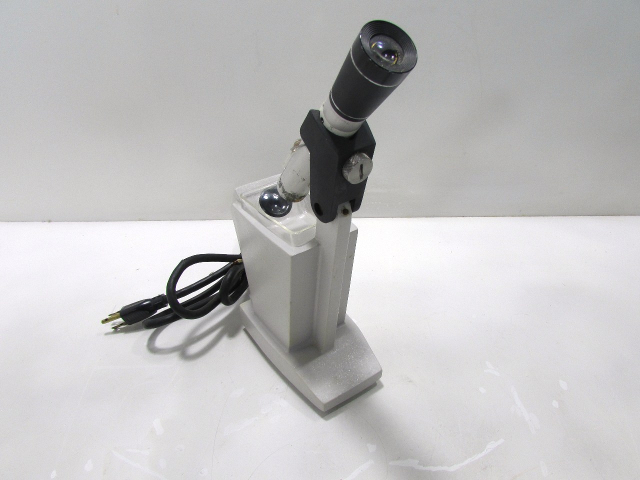 ^ AMERICAN OPTICAL 10406 TS REFRACTOMETER LAMP NO. 10407 eBay