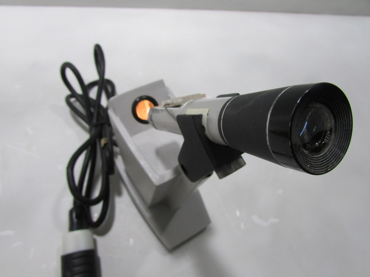 ^ AMERICAN OPTICAL 10406 TS REFRACTOMETER LAMP NO. 10407 eBay