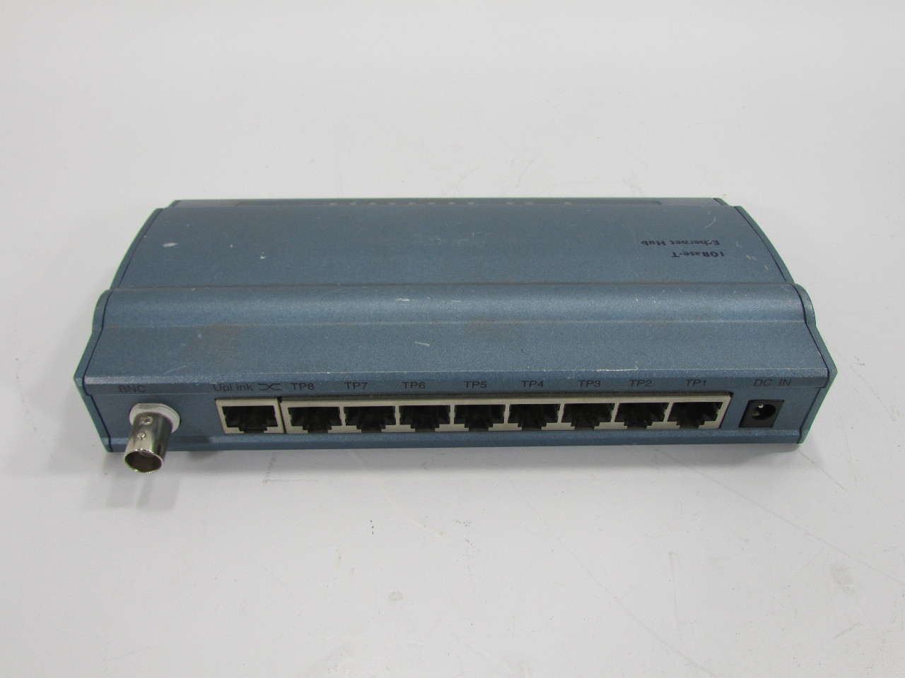 10 BASE T 8 PORT HUB Premier Equipment Solutions, Inc.