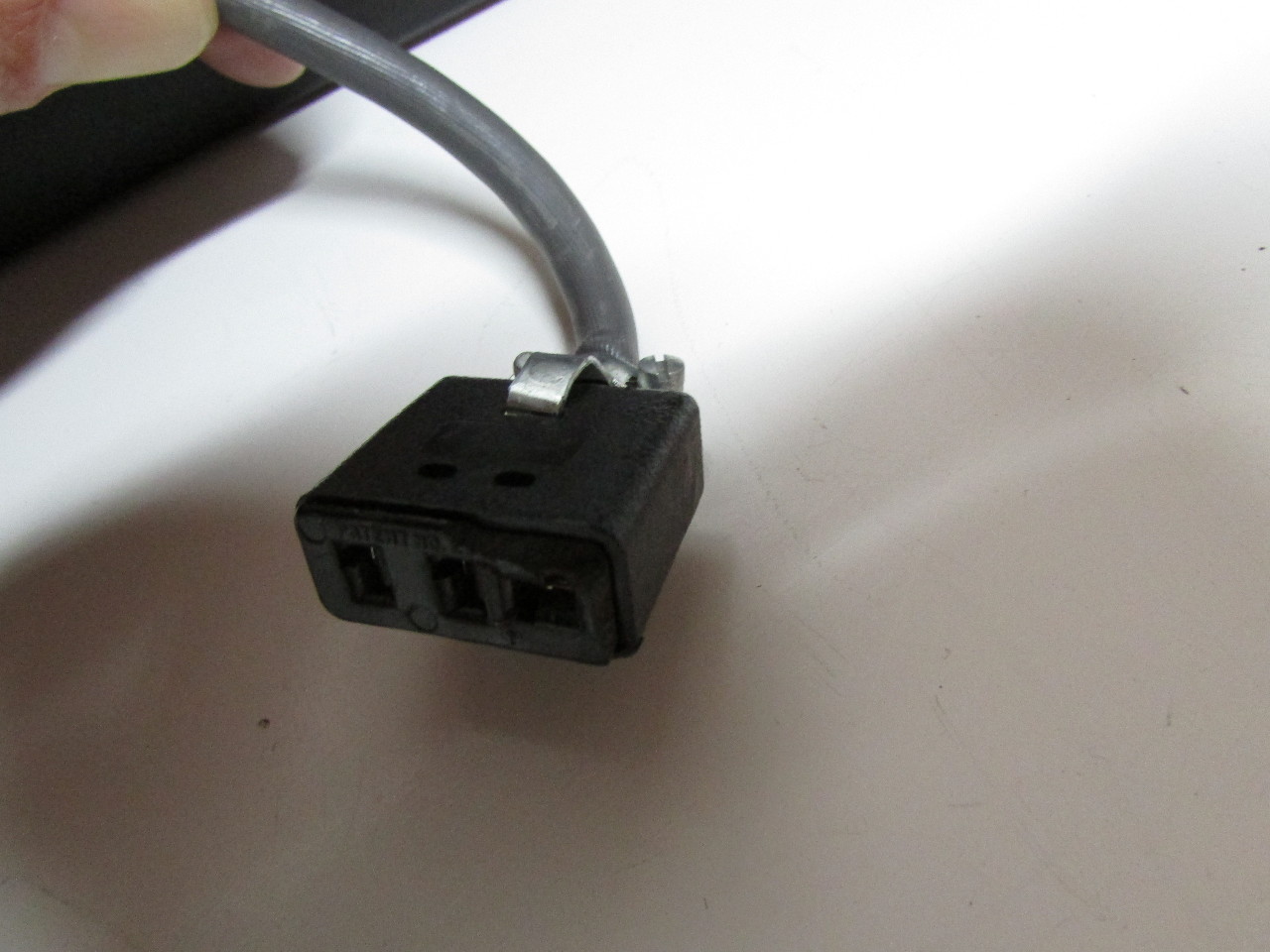 * ENDEVCO 2775A PIEZOELECTRIC ACCELEROMETER SIGNAL CONDITIONER