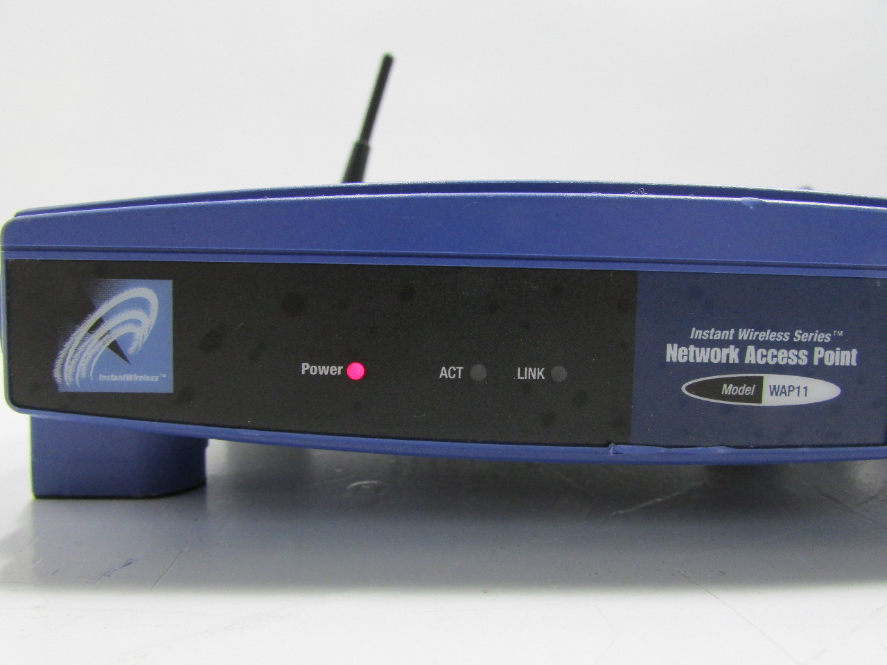 LINKSYS WAP11 INSTANT WIRELESS ACCESS POINT Premier Equipment Solutions