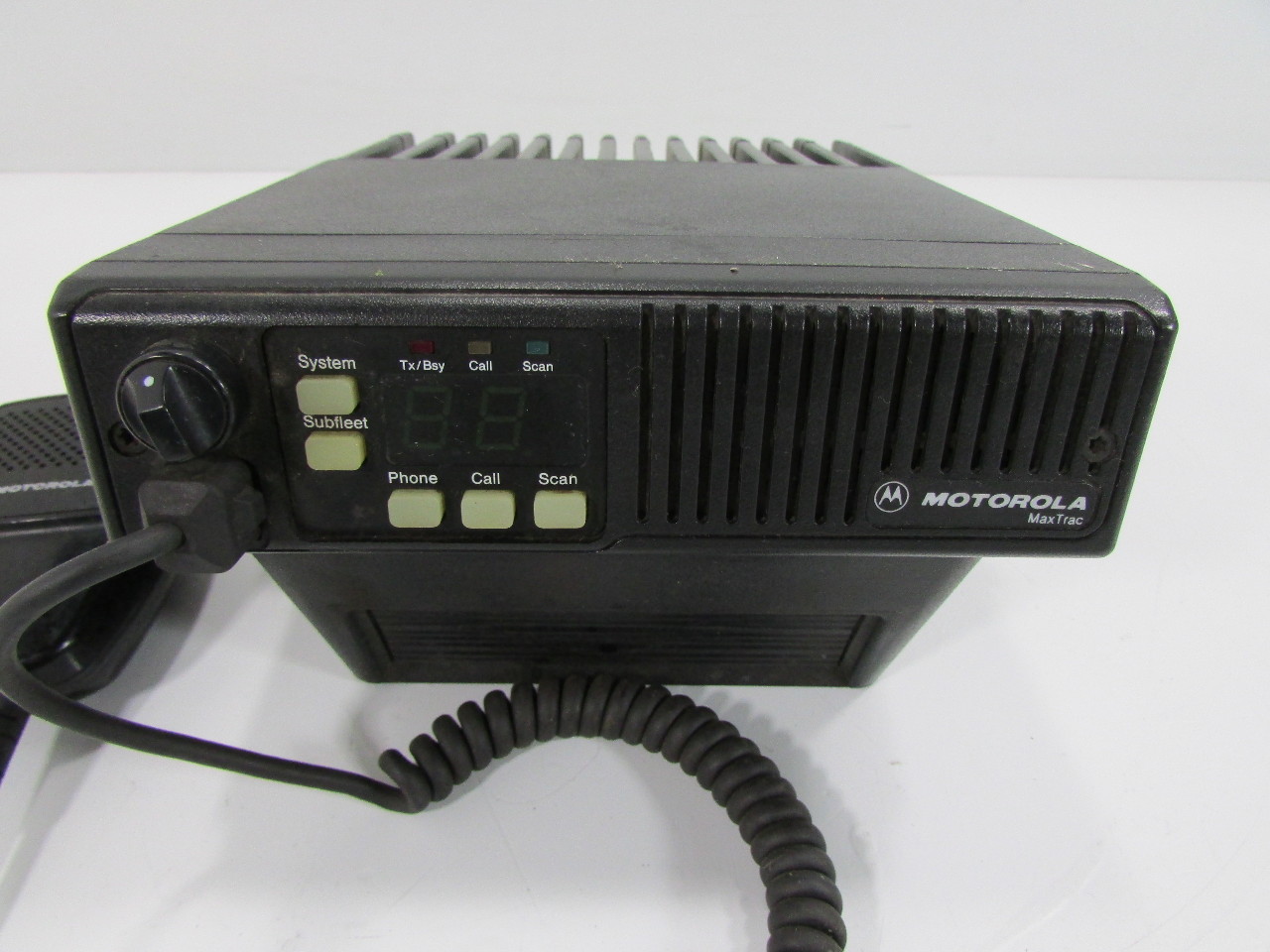 MOTOROLA MAXTRAC WITH MICROPHONE D45MQA5GG6AK TWO WAY RADIO
