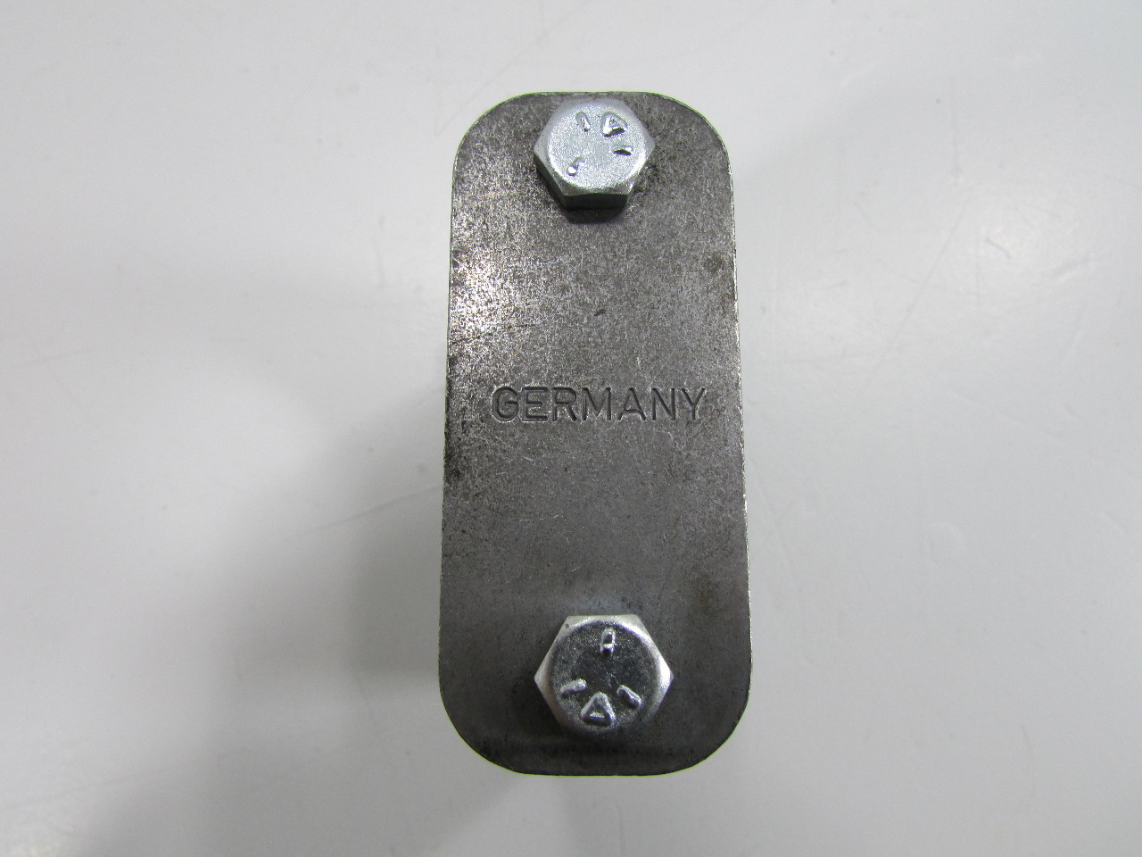 STAFF GR 5 HYDRAULIC HOSE CLAMP/WELD ON