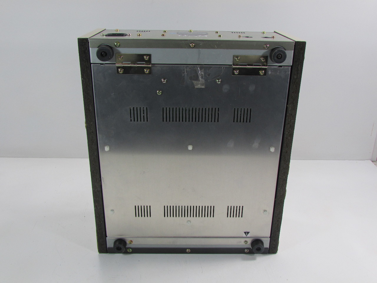 Sony slot