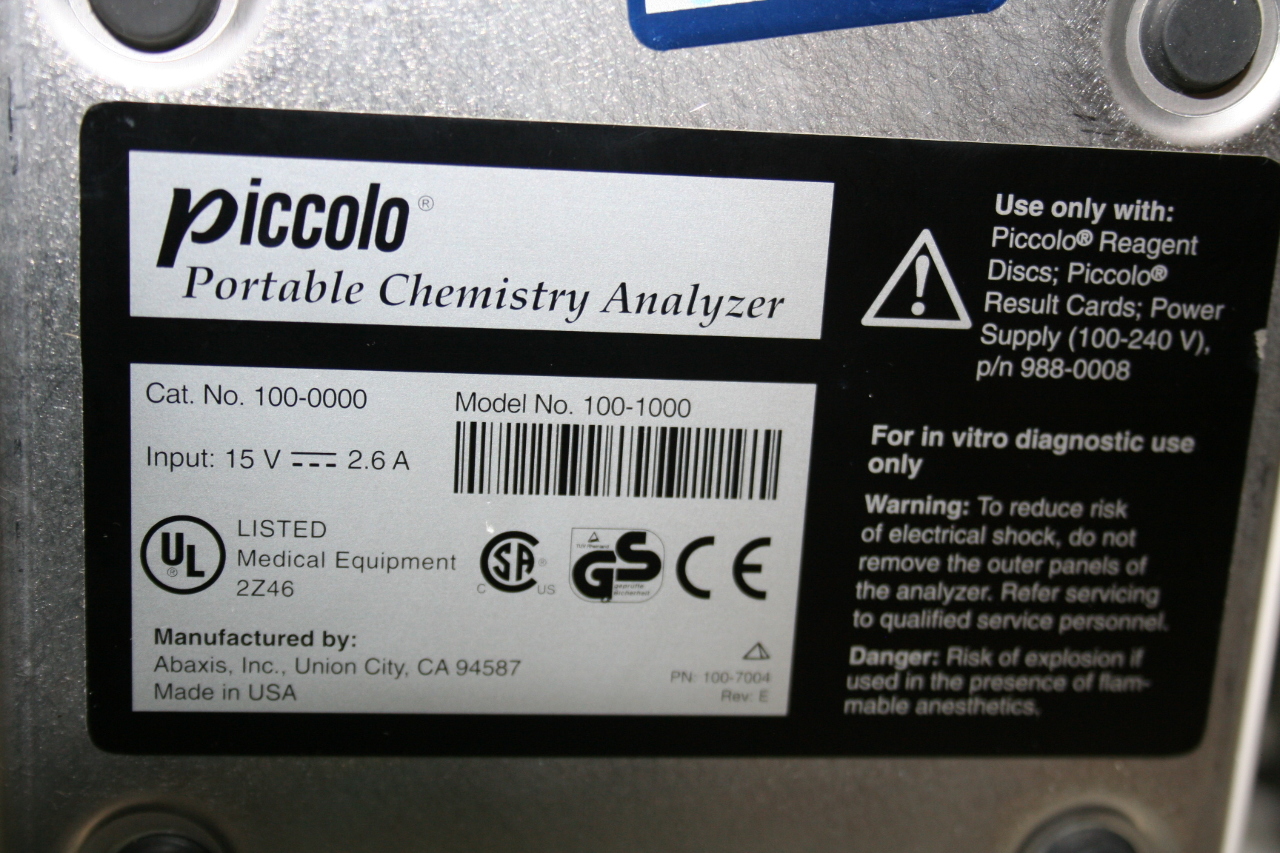 * ABAXIS PICCOLO PORTABLE CHEMISTRY ANALYZER 1001000 CAT. 1000000 eBay