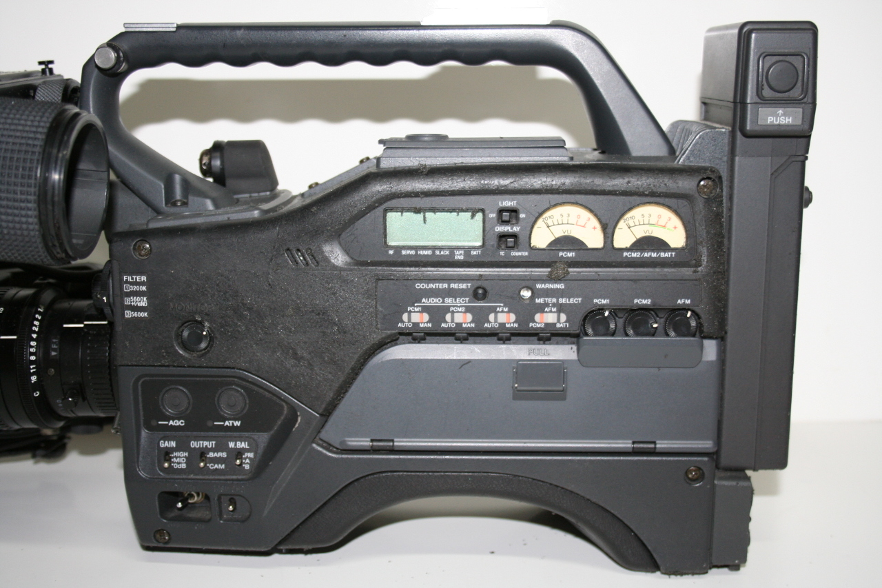 * SONY EVW300 Hi8 CAMCORDER eBay