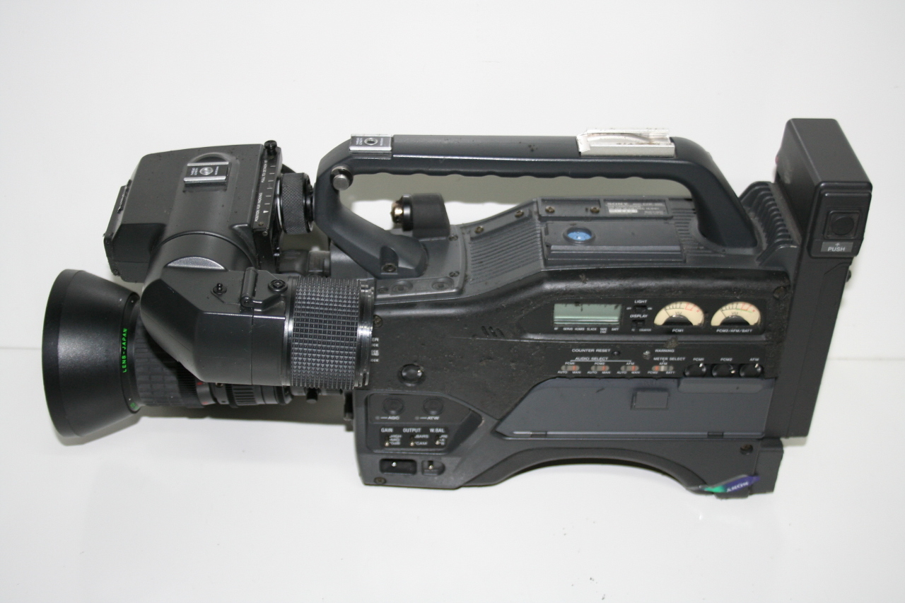 * SONY EVW300 Hi8 CAMCORDER eBay