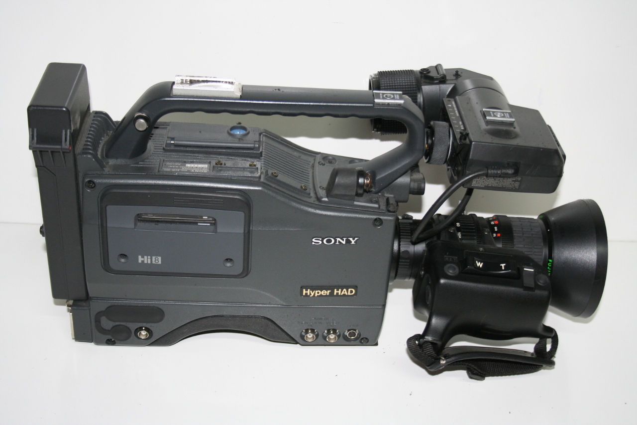 * SONY EVW300 Hi8 CAMCORDER eBay