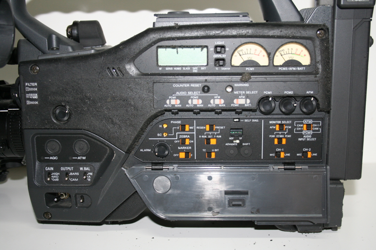 * SONY EVW300 Hi8 CAMCORDER eBay