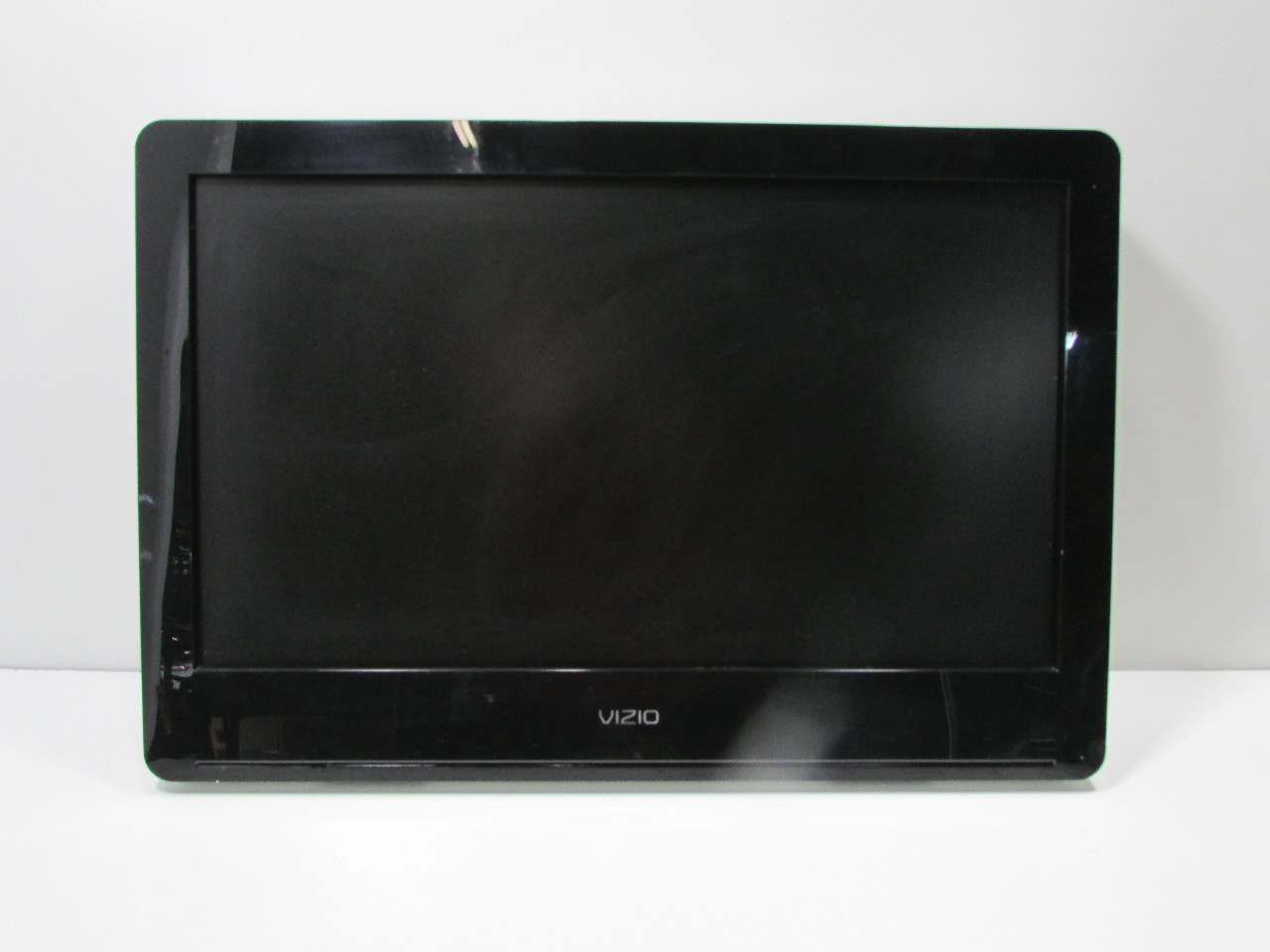 VIZIO VA26LHDTV10T P/N 10215020021 TV