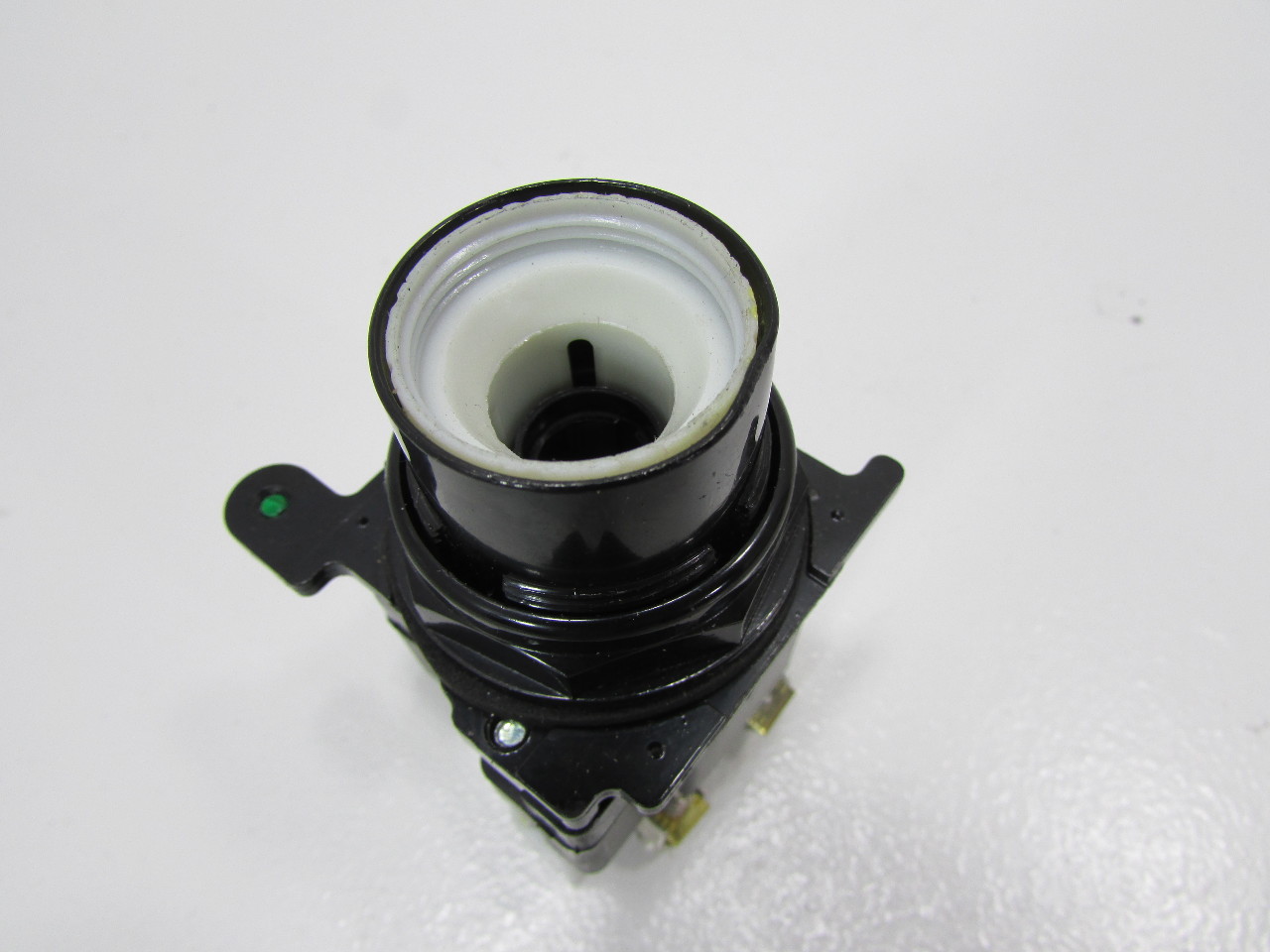 EATON/CUTLERHAMMER 10250T/91000T/E34 PUSH BUTTON