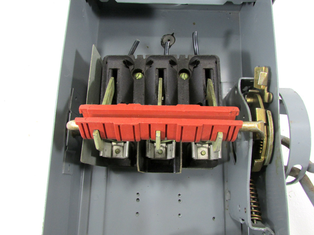 * SQUARE D K313372 60 AMP 600VAC 250VDC 3 PHASE DISCONNECT SWITCH