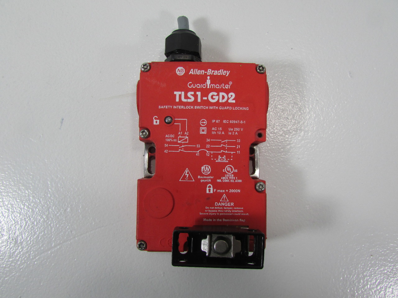 ALLEN BRADLEY GUARD MASTER TLSIGD2 SAFETY INTERLOCK SWITCH eBay