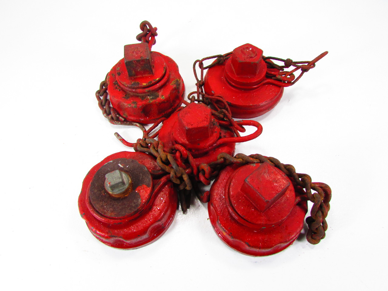 * LOT OF 5 FIRE HYDRANT TOP CAP COVERS CAST IRON SCREW PLUG LID Premier Equipment Solutions, Inc.
