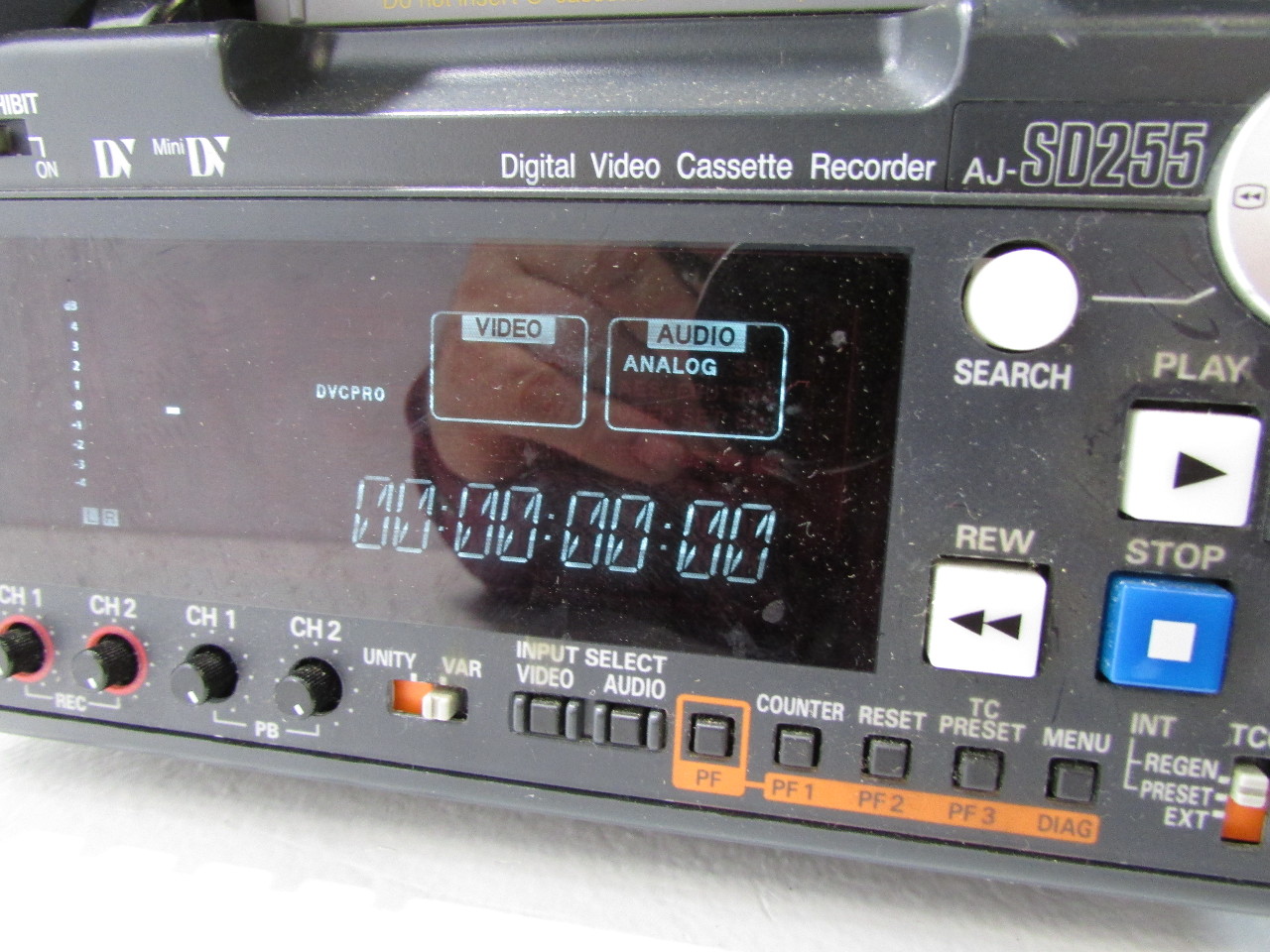 PANASONIC AJSD255P DVC PRO DIGITAL VIDEO CASSETTE RECORDER Premier