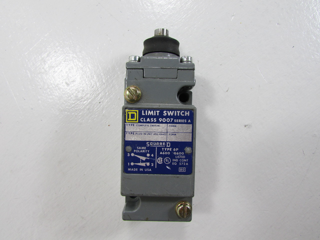SQUARE D 054E LIMIT SWITCH CLASS 9007 Premier Equipment Solutions, Inc.