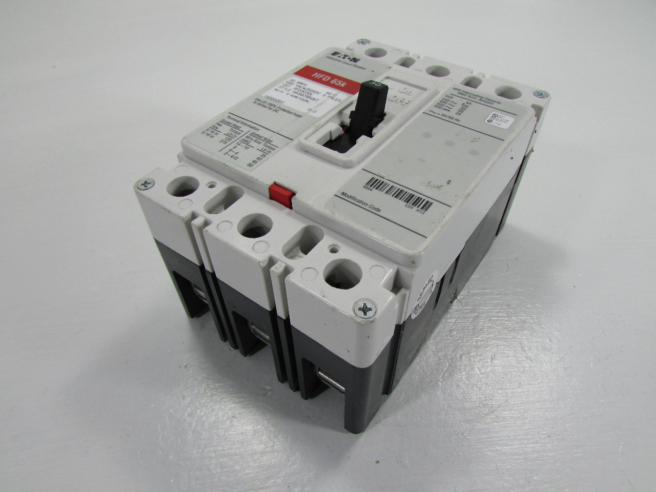 EATON HFD65k CAT HFD3030L INDUSTRIAL CIRCUIT BREAKER 30 AMPS 3 P0LES