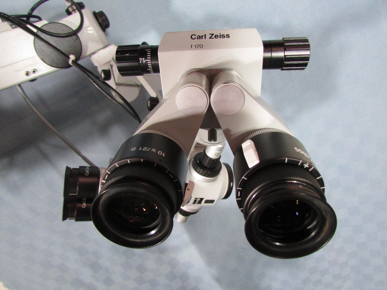 * ZEISS S5 OPHTHALMIC SURGICAL MICROSCOPE