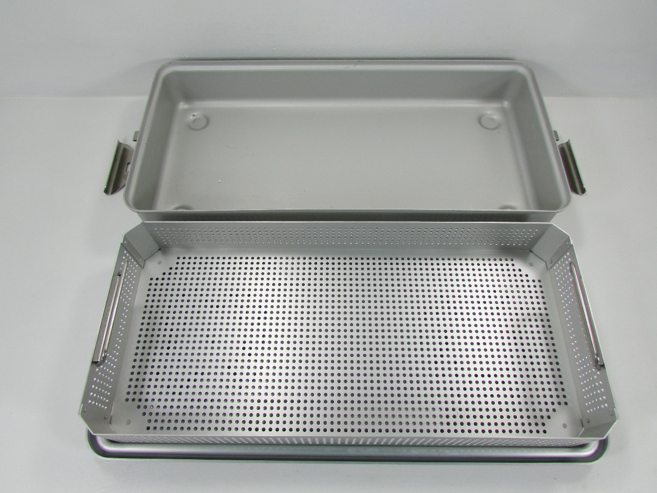 * STRYKER ENDOSCOPY 2500156001 INSTRUMENT STERILIZATION CASE