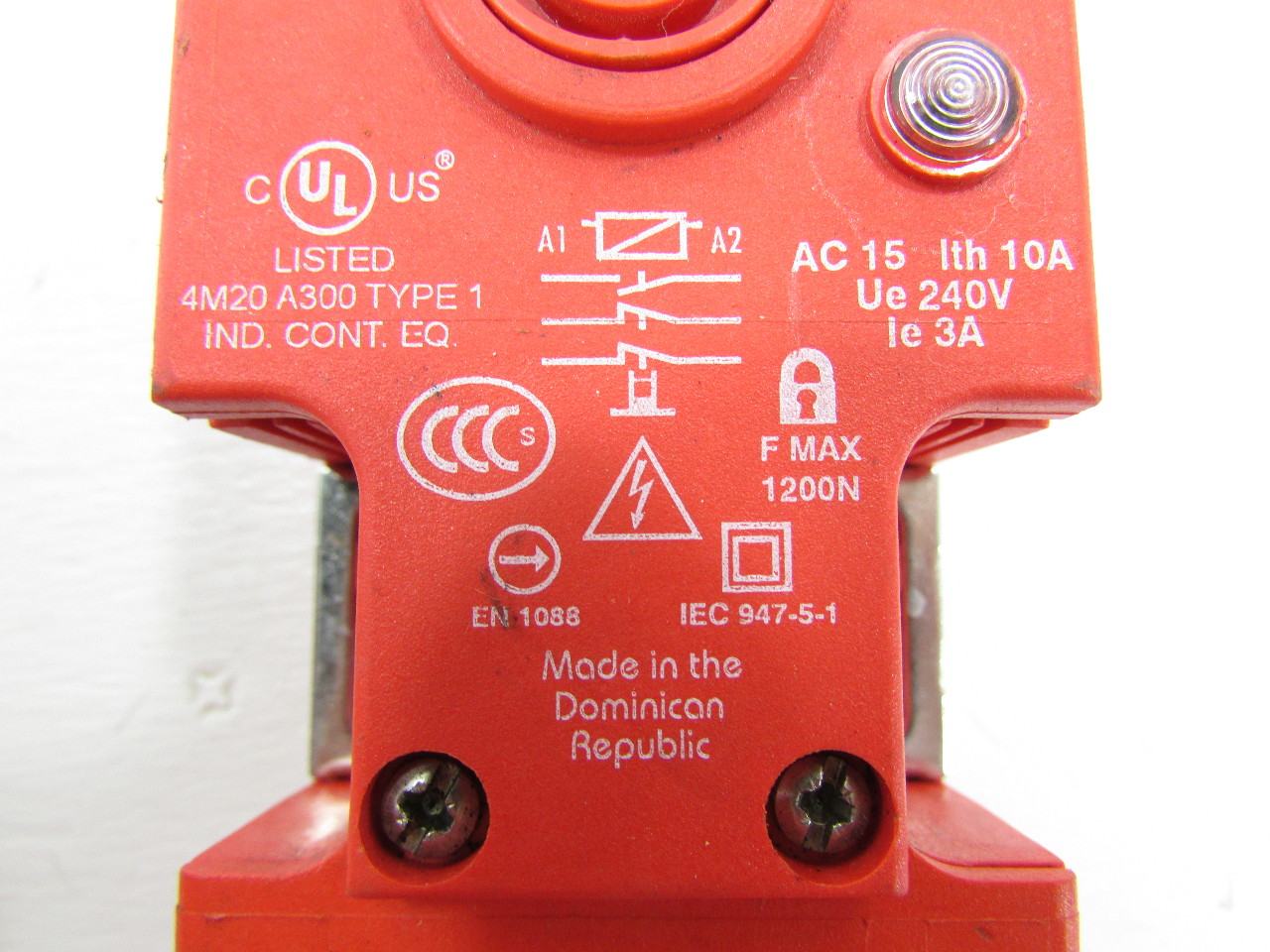 ALLEN BRADLEY 440GS36001 GUARDMASTER SAFETY INTERLOCK SWITCH eBay