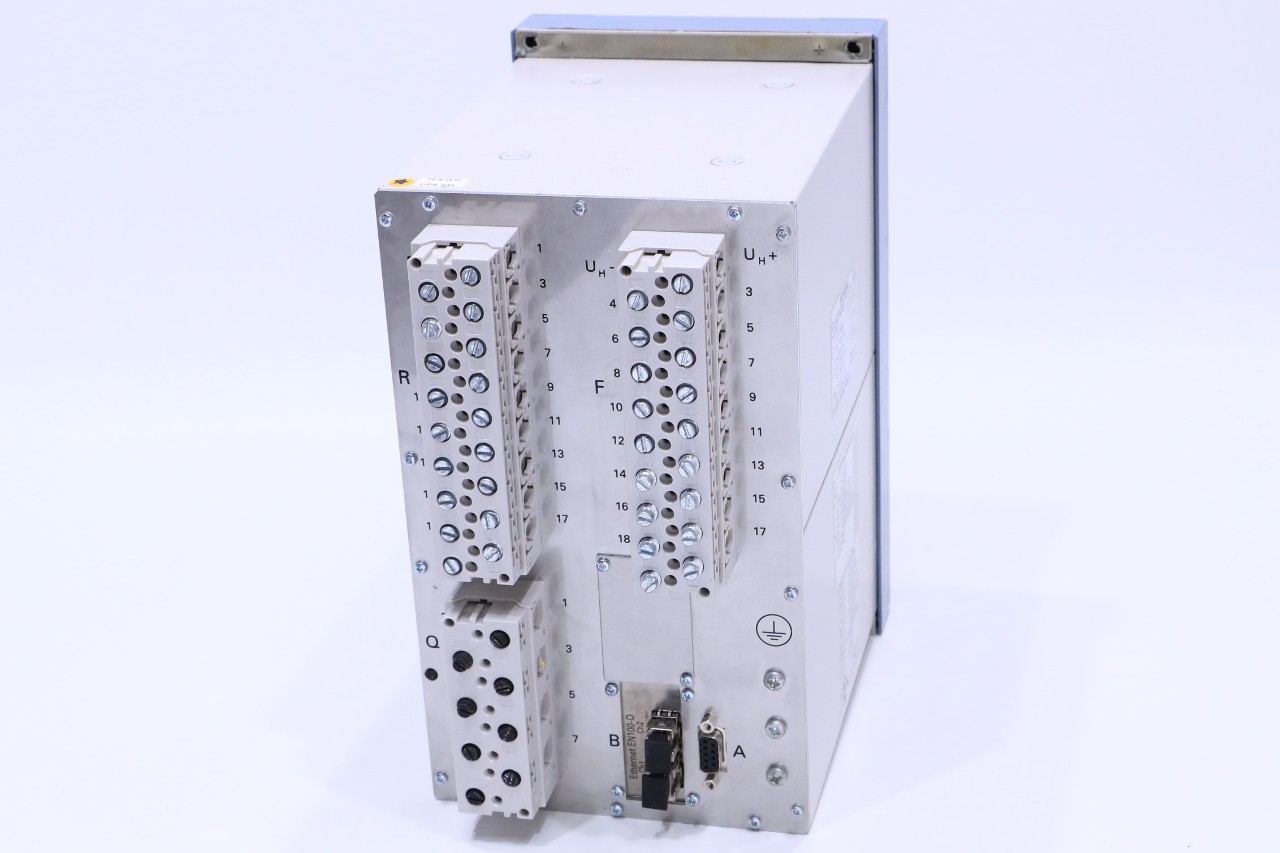 * NEW SIEMENS 7SJ62 SIPROTEC 7SJ62315EB901FE0/FF MULTIFUNCTION