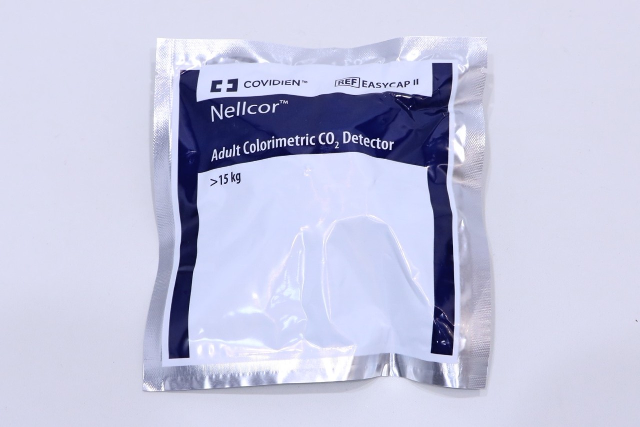 * NEW COVIDIEN EASYCAP II NELLCOR ADULT COLORIMETRIC CO2 DETECTOR