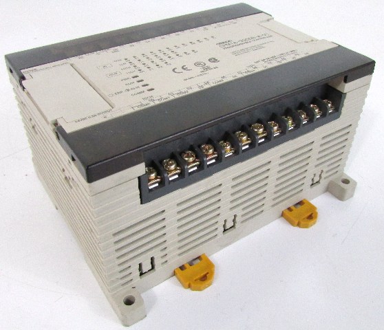 OMRON CPM1A-30CDR-A-V1 PROGRAMMABLE CONTROLLER 30 I/O CPU DC/RELAY AC PS