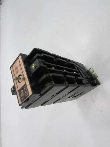 GE 600V INDUSTRIAL RELAY CAT#CR120B D110 48VDC COIL