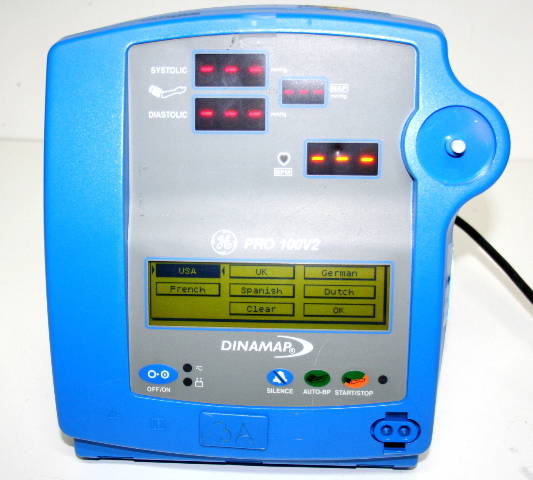 * GE DINAMAP DP110 PRO SERIES 110 PATIENT MONITOR