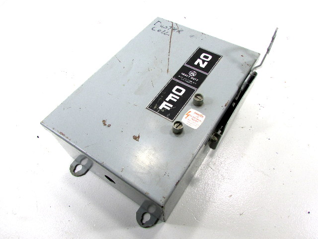 * GE THN3361J SAFETY SWITCH 30AMP 3POLE 600VAC NON-FUSE NEMA-12