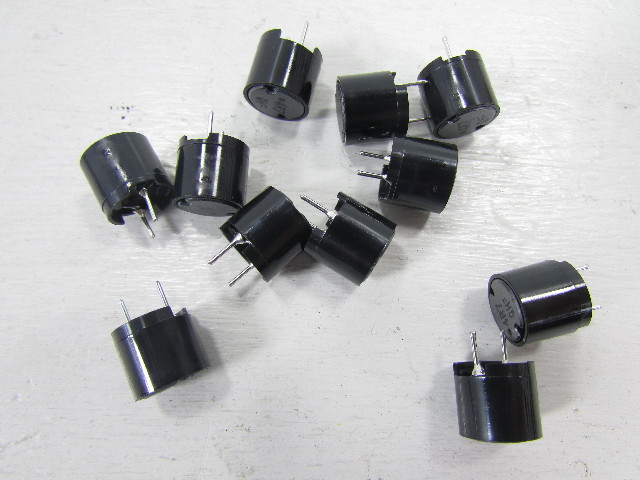 NEW LOT OF 37 PANASONIC ELECTRONIC COMPONENTS ELC-09D4R7F INDUCTOR, 4.7UH, RADIAL LEADED