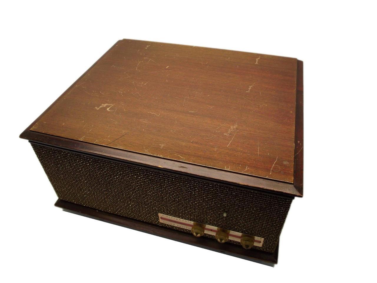 Silvertone+Phonograph ... Sears Robuck Silvertone 9252 High Fidelity Phonograph Mahogany | eBay