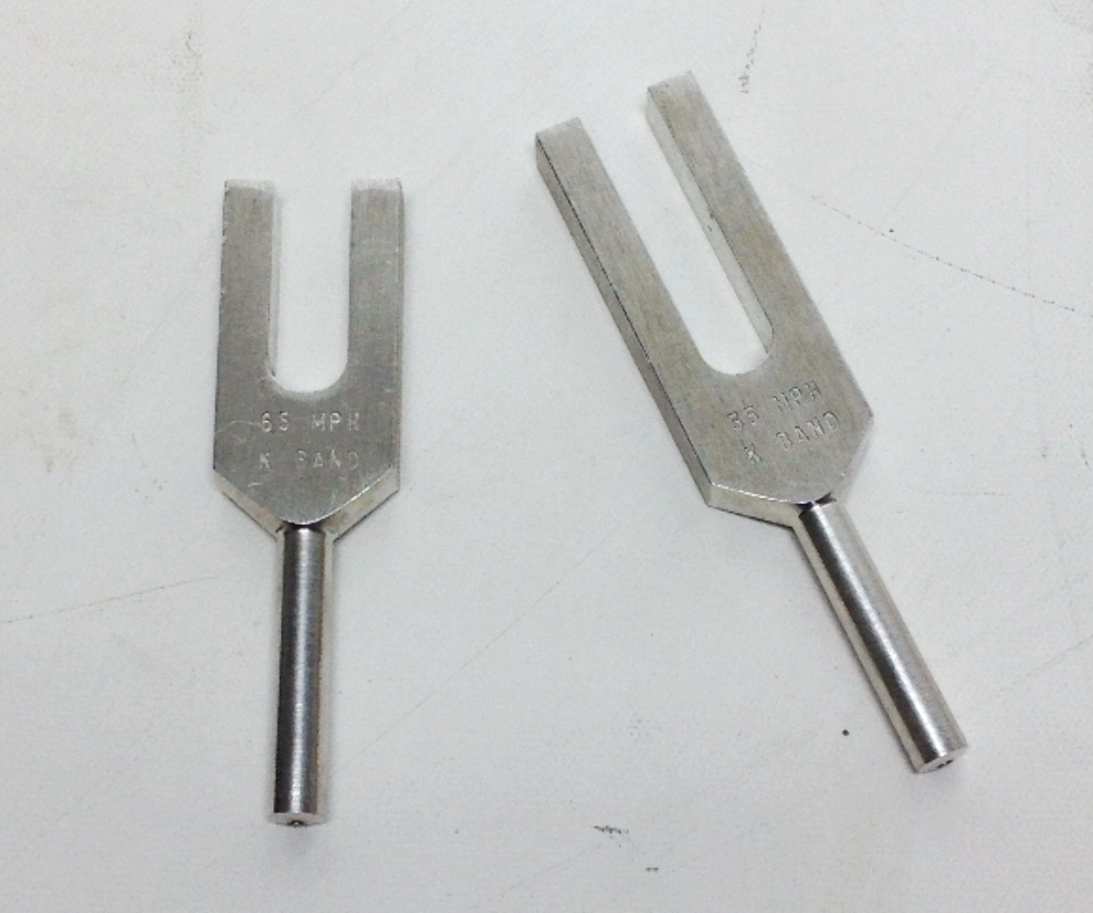 K Band Radar Calibration Tuning Forks 35 MPH + 65 MPH WITH CASE 296032