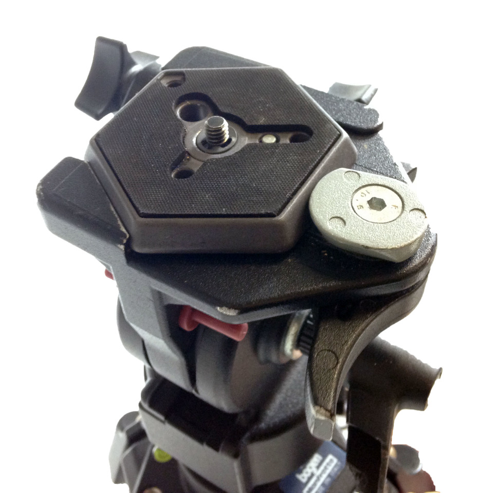 Bogen Manfrotto Professional Studio Pro 3046 Tripod with 3063 Fluid