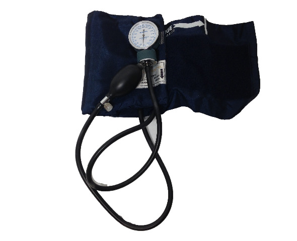 Moore Adult Aneroid Sphygmomanometer 010512 Artery Blood Pressure Cuff 34.3 TO 50.8 CM