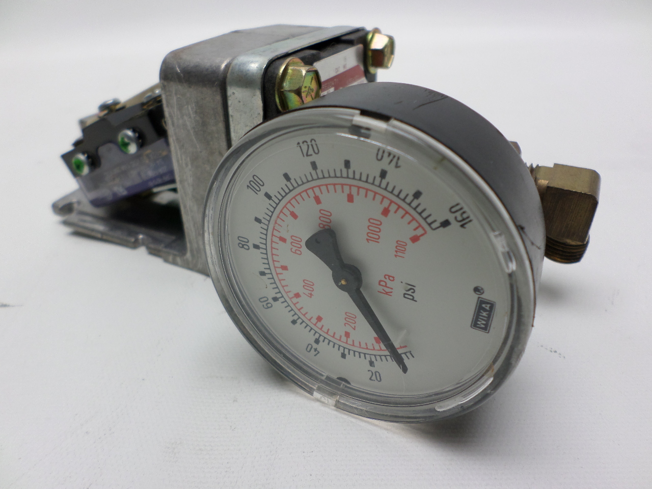 ASCO RE20A71 Pressure Switch with Wika Gauge ElectronicDepot USA