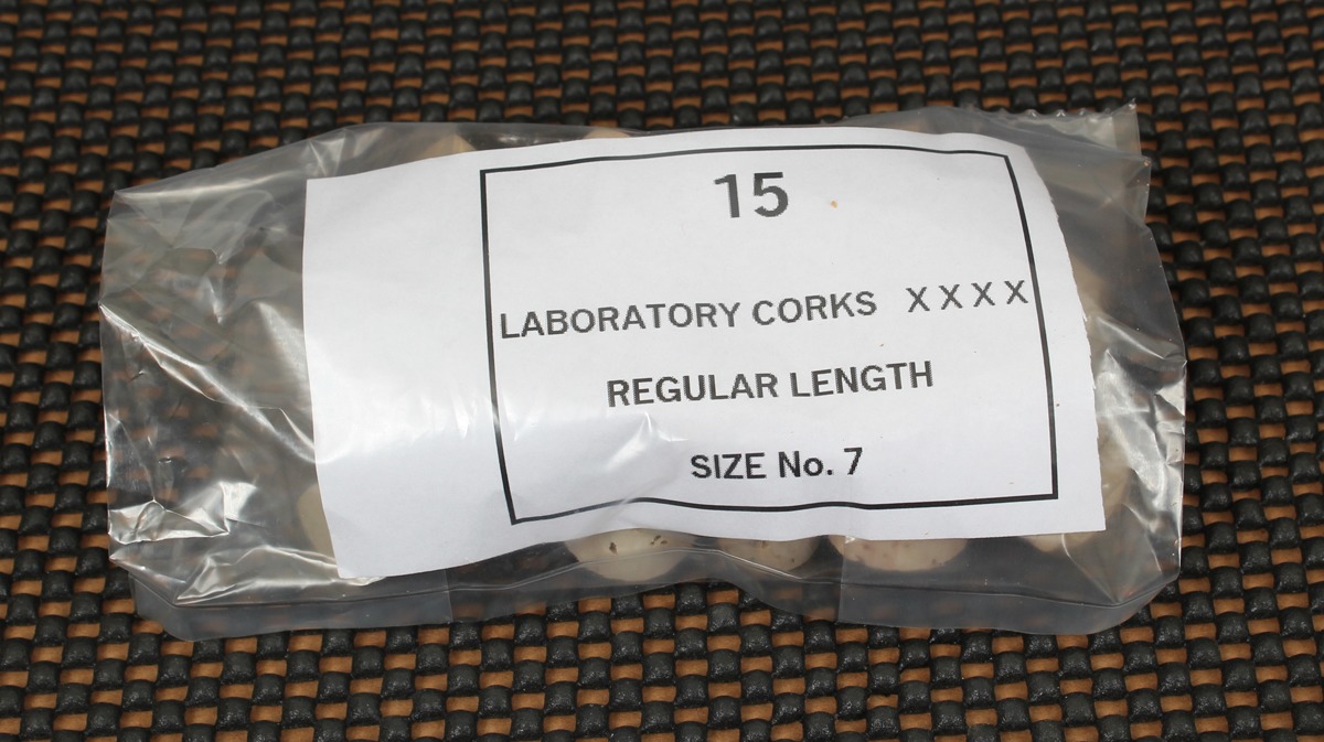 New Lot of 15 Size 7 Natural Cork Laboratory Stopper XXXX Grade, 21mm x  16mm ST0034397