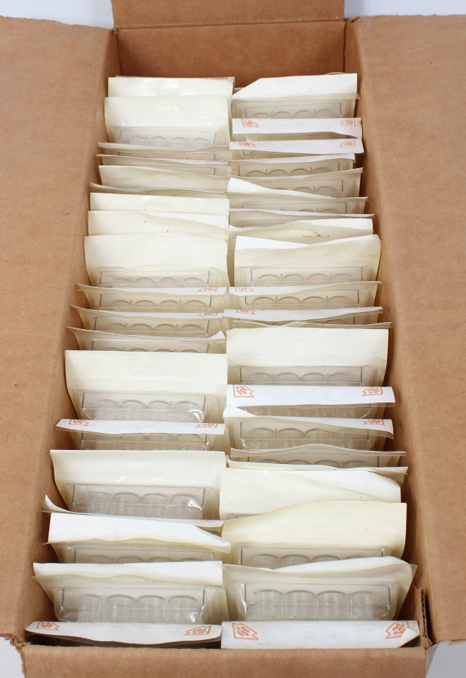 New! Lot of 45 Corning 24 Cell Well Tissue Culture Plate with Lid 25820