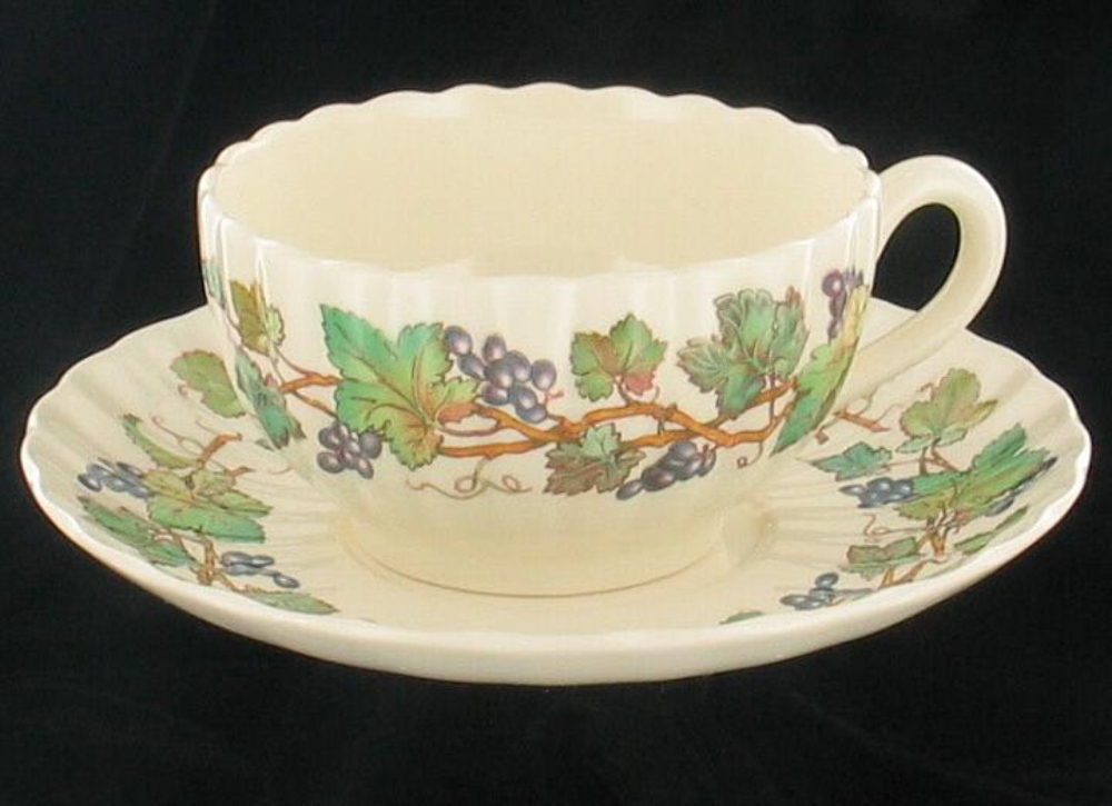 VINTAGE SPODE CHINA MONTICELLO VINE CUP SAUCER DESERT PLATE SET ENGLAND